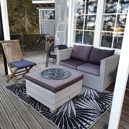 Vuoristomaja, Parainen بيت للعطل Langholm