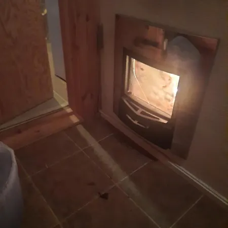 Vuoristomaja, Parainen بيت للعطل Langholm